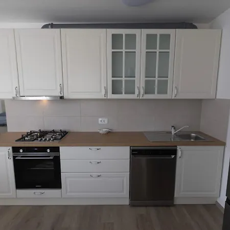 Appartement Andrea - *