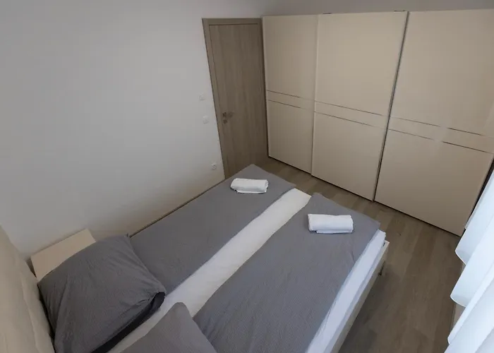 Apartamento Andrea - - Free Parking