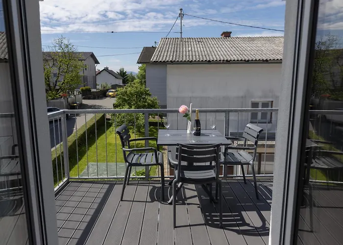 Andrea - - Free Parking Apartamento